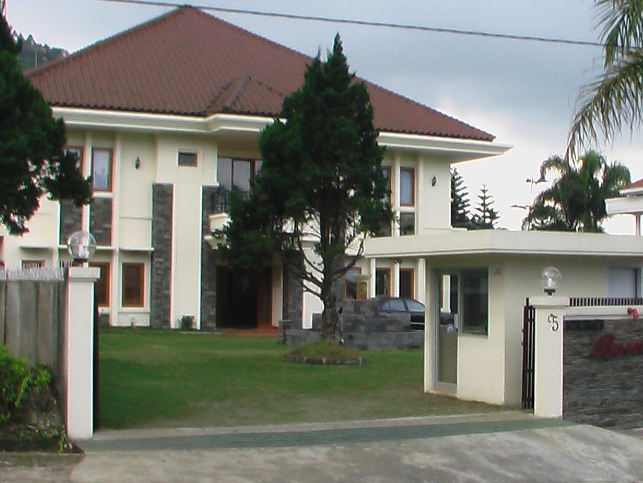 Puri Bernadi Guest House Lembang Exteriör bild